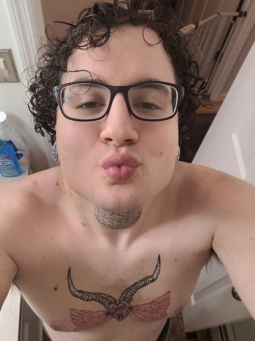 😘 https://t.co/kiDsWdPkjH