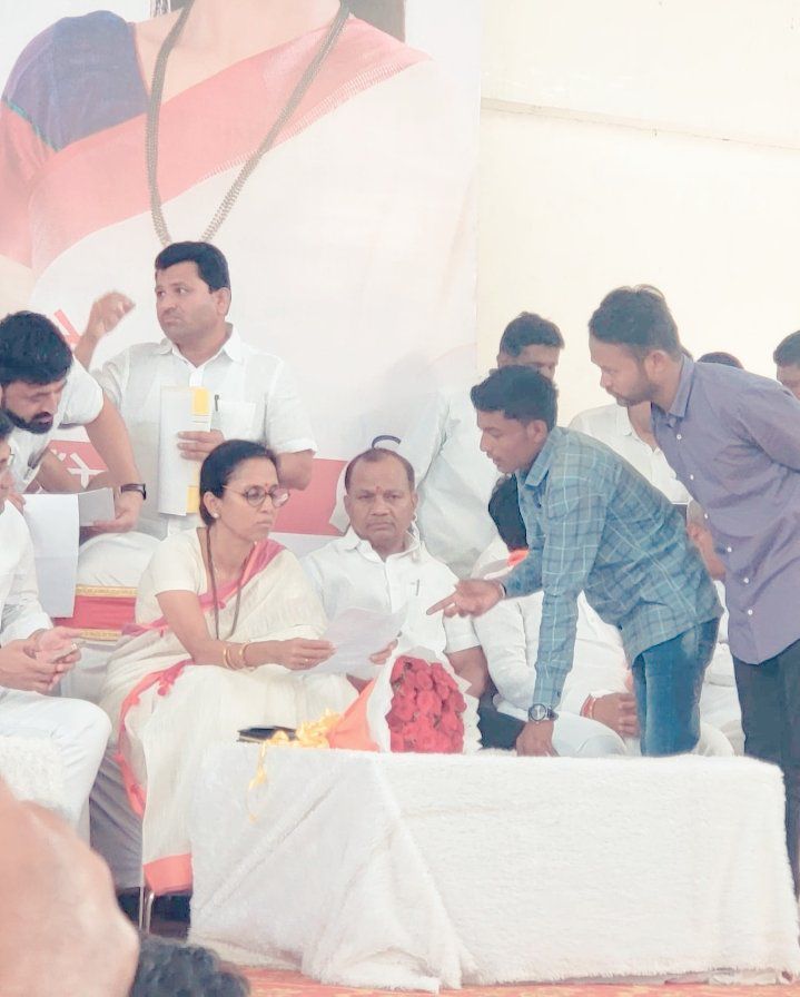balushamane1's tweet image. We are hoping best from you as earliest for all Maharashtra students. No discrimination among students.
@supriya_sule
@AjitPawarSpeaks
@CMOMaharashtra
@samant_uday
@VarshaEGaikwad
@DhairyashilMan8
@prajaktdada
#OnlineExamForSummerSemester
#wewantjustice #RightToEquality