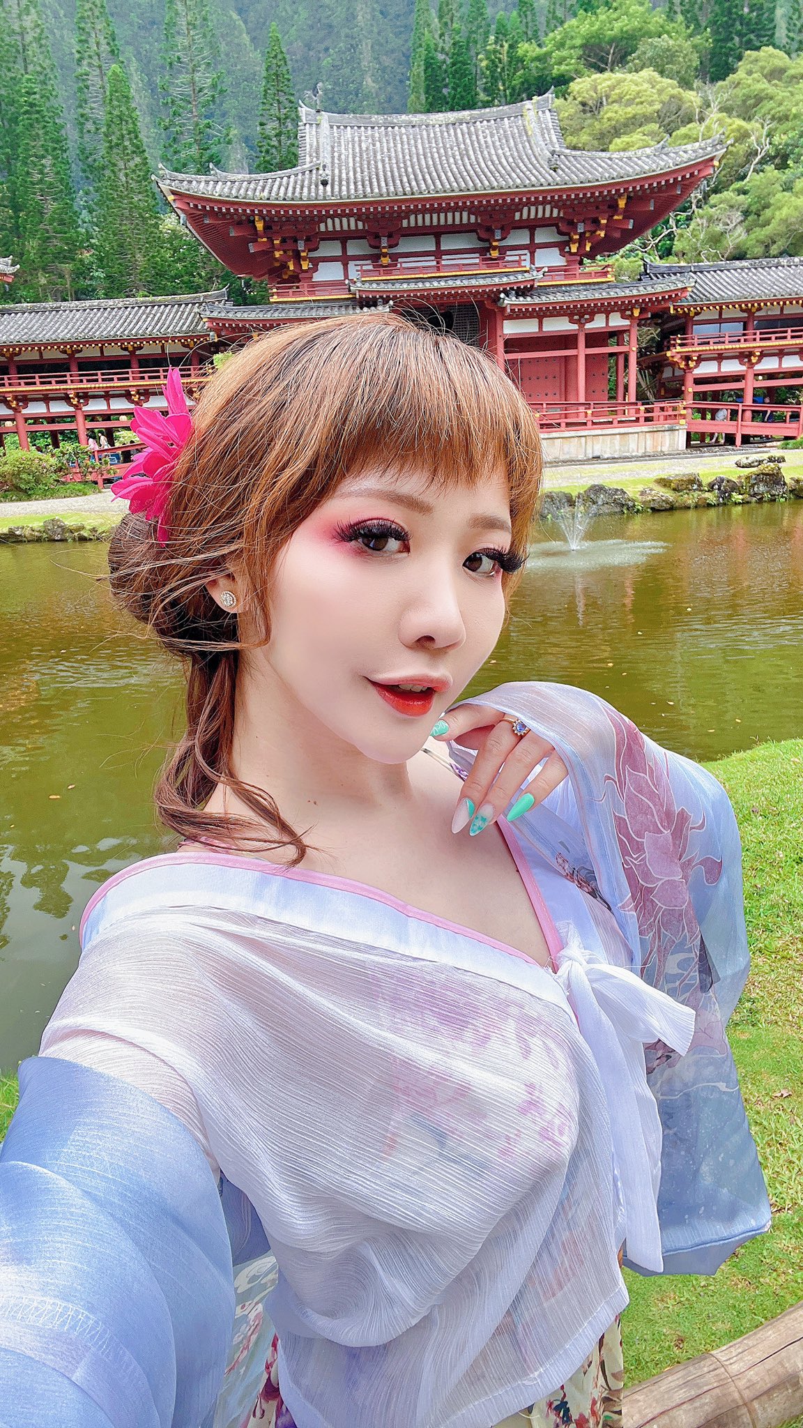 TW Pornstars 1 Pic Vivid Vision Twitter Visited The Byodo In tw-pornstars-1-pic-vivid-vision-twitter-visited-the-byodo-in