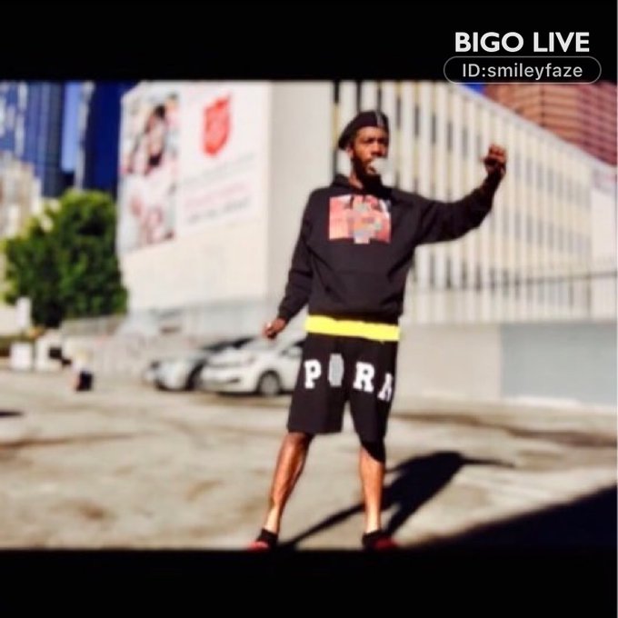 Come and see Smok brek  streaming live on #BIGOLIVE and make new friends!  https://t.co/QZkz0opM7o https://t<a href="/tag/bigolive"class="tags">#BIGOLIVE</a>