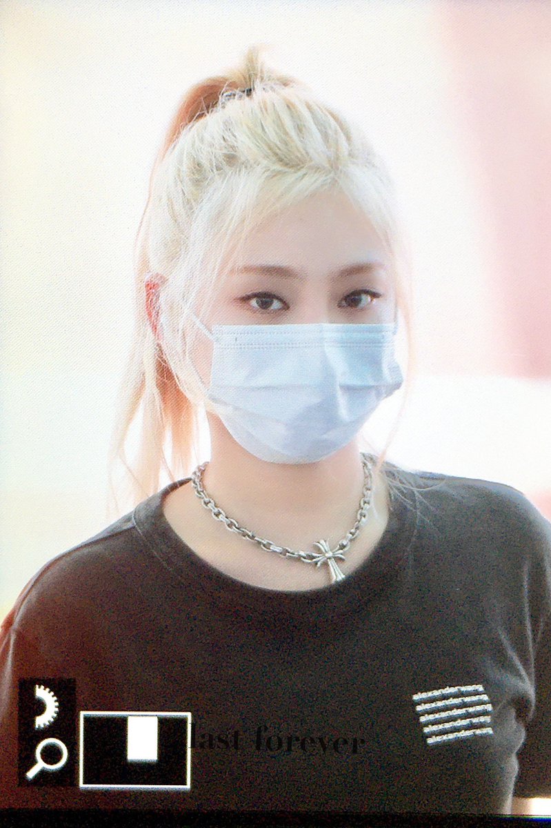 last_forever_0's tweet photo. 220420 ICN

#AESPA #æspa #에스파
#NINGNING #닝닝 #宁宁 https://t.co/M2bFlUFI5b