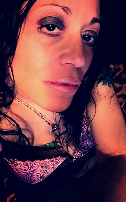 Sending some Sexy Love out there to you !! &spades;️🍒💋🔥🍭 https://t.co/TqvqKmCxyw