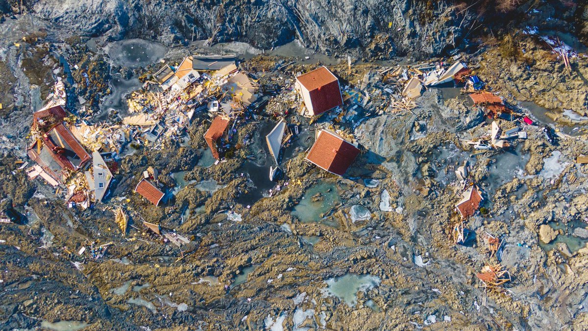 sdcfoundationuk's tweet photo. A study published in the journal Geophysical Research Letters found that #climatechange in High Mountain region including #Uttarakhand will increase landslide risk by as much as 50% in certain areas.
#Landslides
#HimalayanWatch
#ClimateEmergency
#Environment https://t.co/ktM6WXlkKp