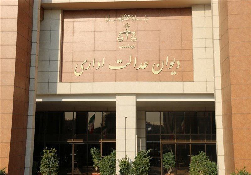 DrTeimourzadeh's tweet photo. آزمون۴۹
ادامه نبردی به درازنای تاریخ؛
نبرد فرودستان قانون‌مدار
با فرادستان قانون‌گریز
این روزها:
 پزشکان مهاجرت‌نکرده خط‌مقدم درمان
با وزارت‌نشینان رانتخوار یقه‌سفید و متخلف وزارت بهداشت
دستگاه قضا کدام سمت خواهد ایستاد؟
#آزمون۴۹_آزمون_سخت_دیوان
@Khamenei_fa
@Ejei_com
@raisi_com https://t.co/H7AVSxhMdx
