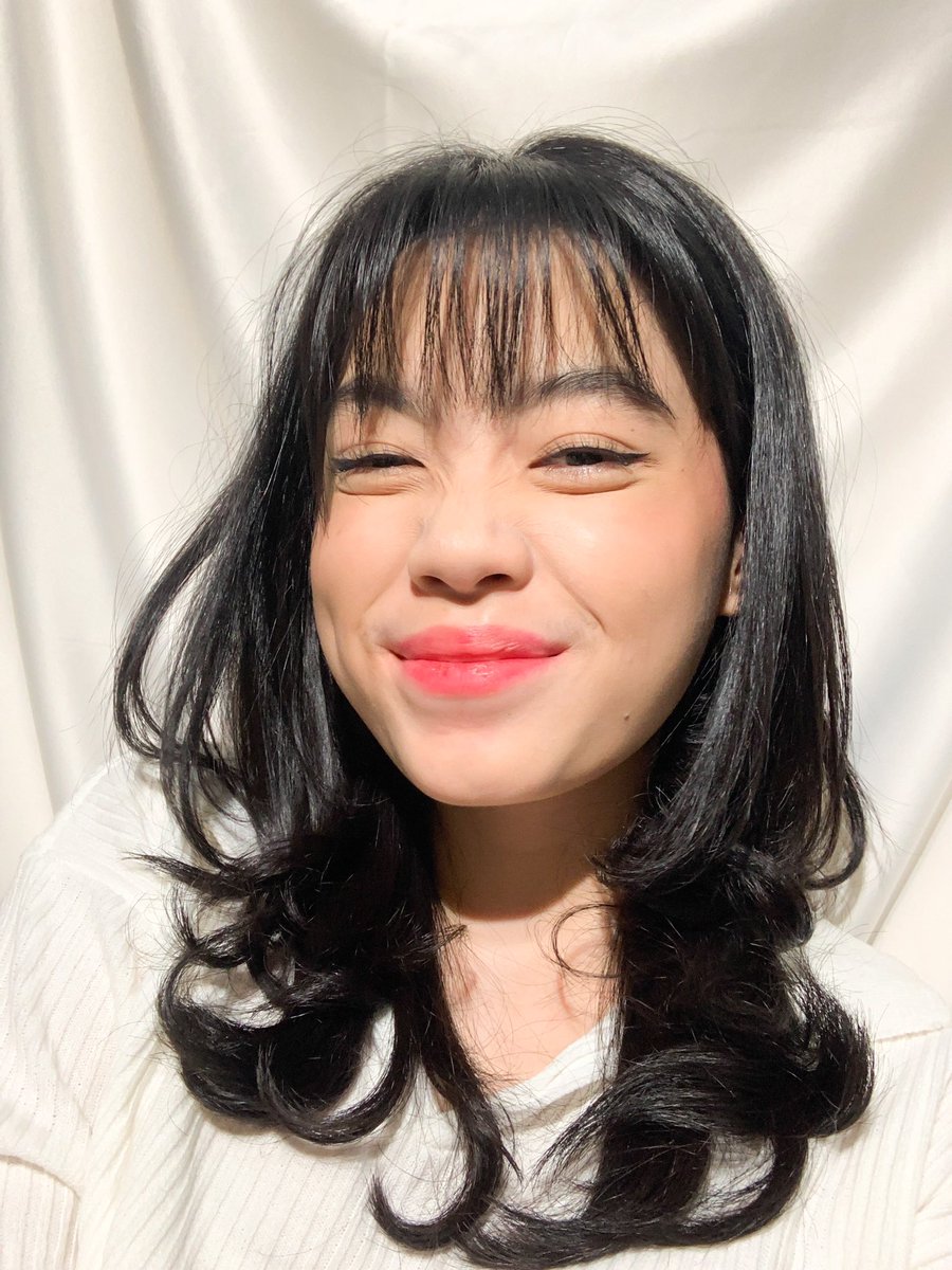 skeeyncare's tweet photo. — #Keeytorial [part 2]♡ —
Tutorial simple daily makeup andalan aku!☁️💗

Semuanya pake produk lokal yang pastinya affordable dan gampang kalian cari! Cocok banget buat bukber/lebaran nanti ♡
#racuninskincare #racuninmakeup #KeeyracunanKiara

- a video tutorial thread https://t.co/1nfPk9l68M