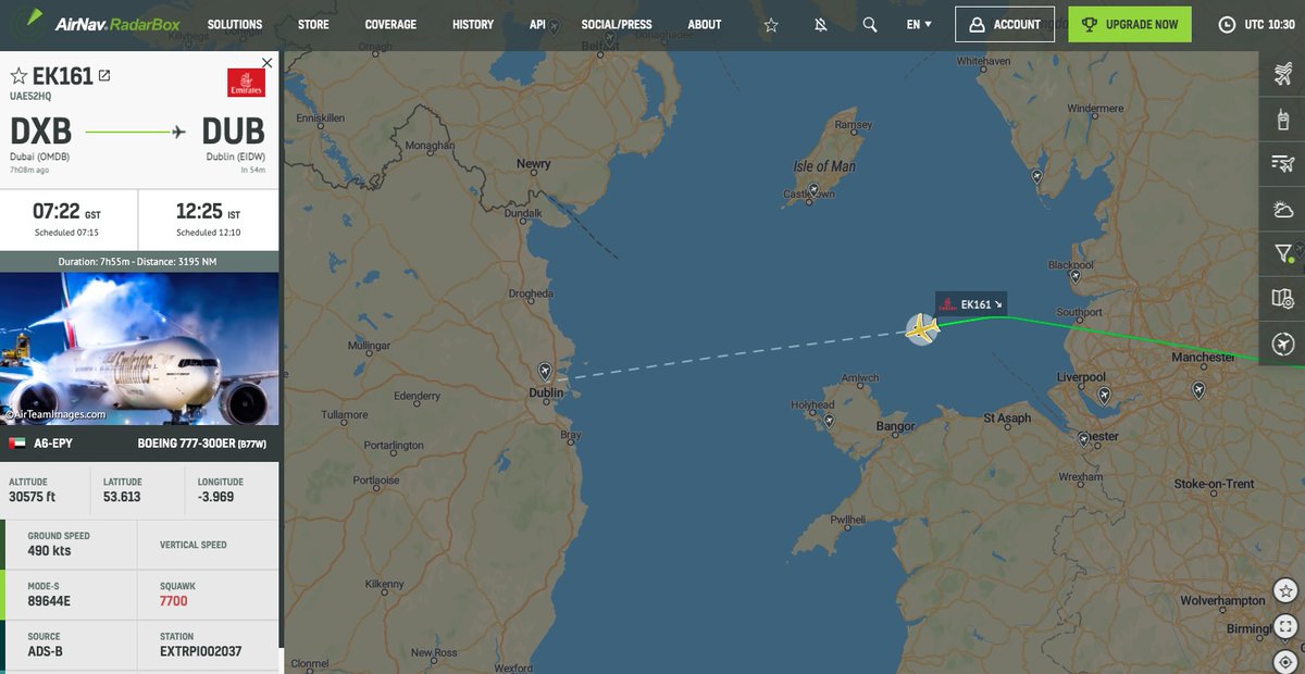 airlivenet's tweet photo. LIVE Emirates #EK161 on approach to Dublin is declaring an emergency https://t.co/SiNdalm1kd @RadarBox24 https://t.co/ExDNoLGY6u