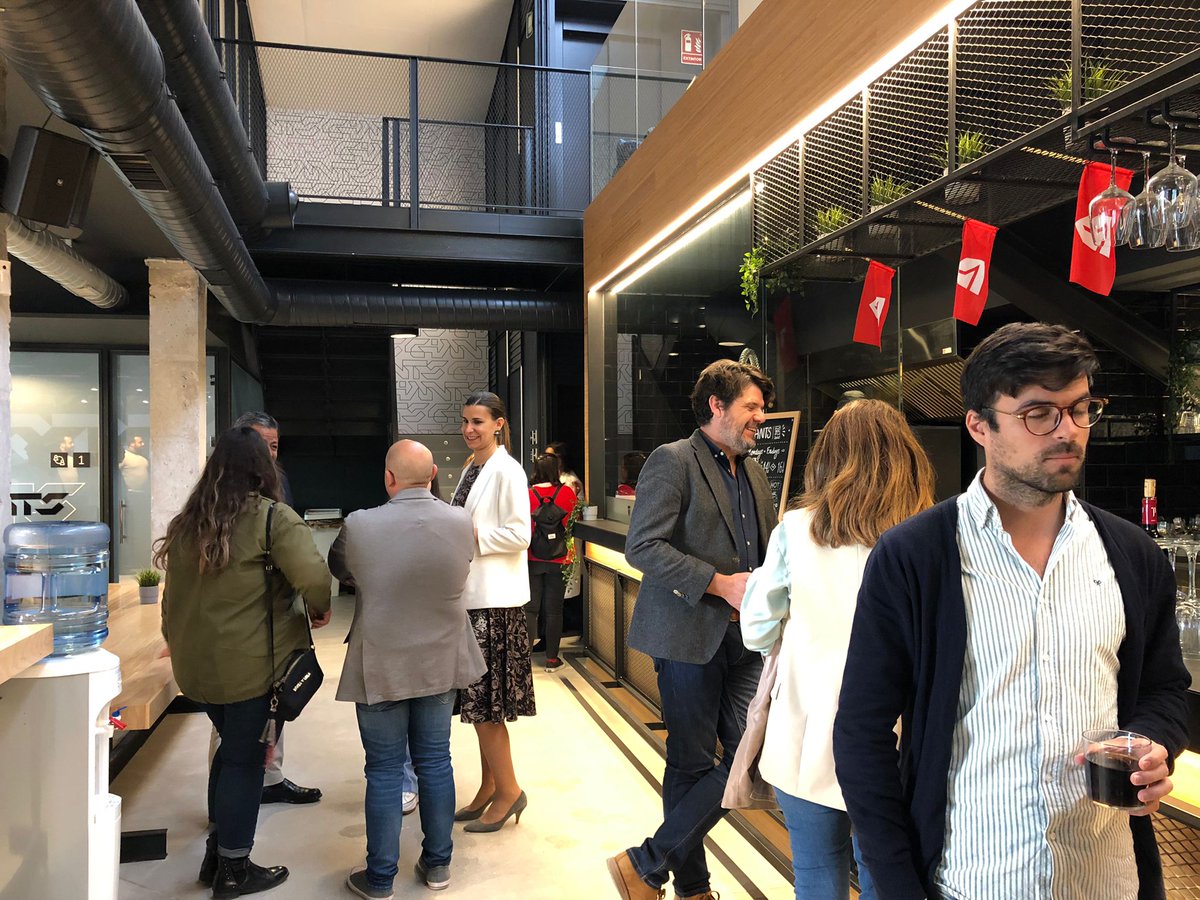 Tranquilos, no solo nos gustan los #datos, también nos gusta el #networking y si es con un picoteo mejor 😜