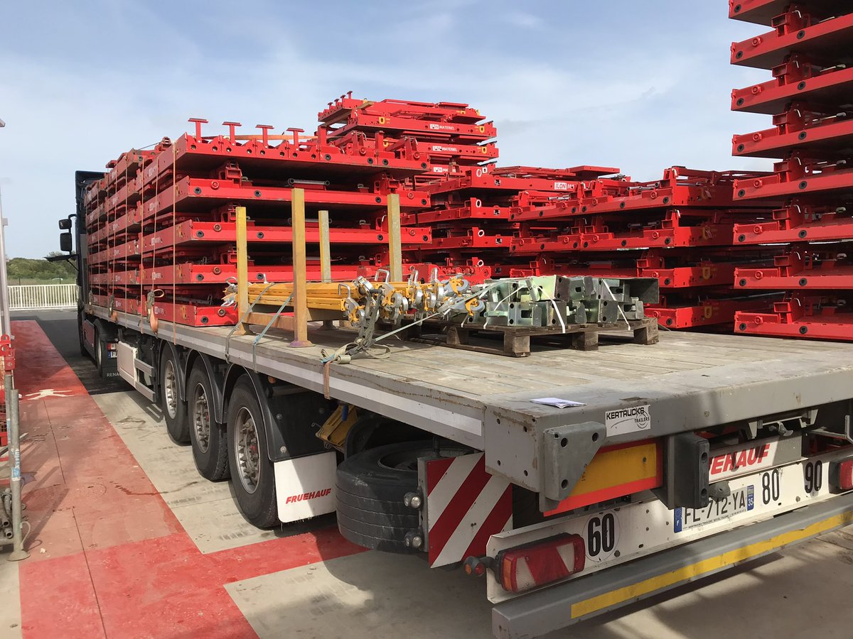 IlonMateriel's tweet photo. Livraison de la 1er partie de location de banches Sateco box peau inox pour le Grand Paris, Ligne 18 pour Razel-Bec , Chantiers Modernes Construction .

#Ilonmateriel #sateco #banche  #chantier #btp #construction #coffrage #paris  @VINCI  @VINCIConstruc #Razelbec https://t.co/gzw8anDhfZ