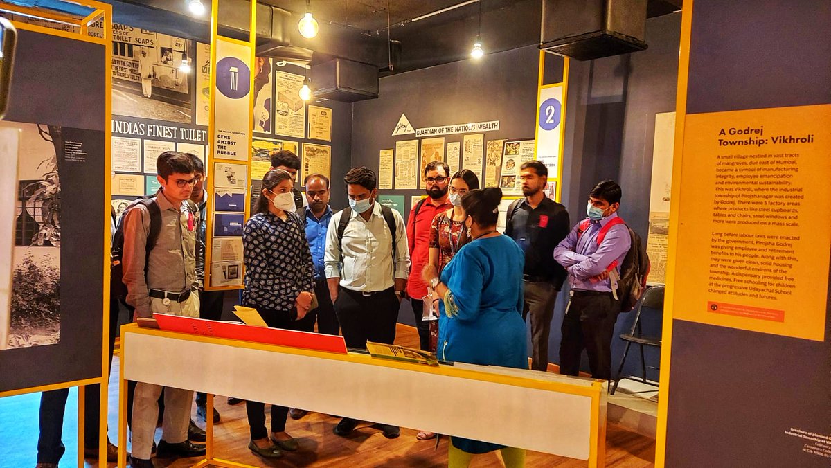 GodrejArchives's tweet photo. #ArchiveDiaries | 19.04.2022 | 1st physical 'employee induction' post #pandemic!
Taking people around the #archives, exchanging a joke or two, feeling their appreciation for real; it all felt exhilarating as opposed to presenting to a set of faces on a screen during the pandemic https://t.co/deXoduaxMb