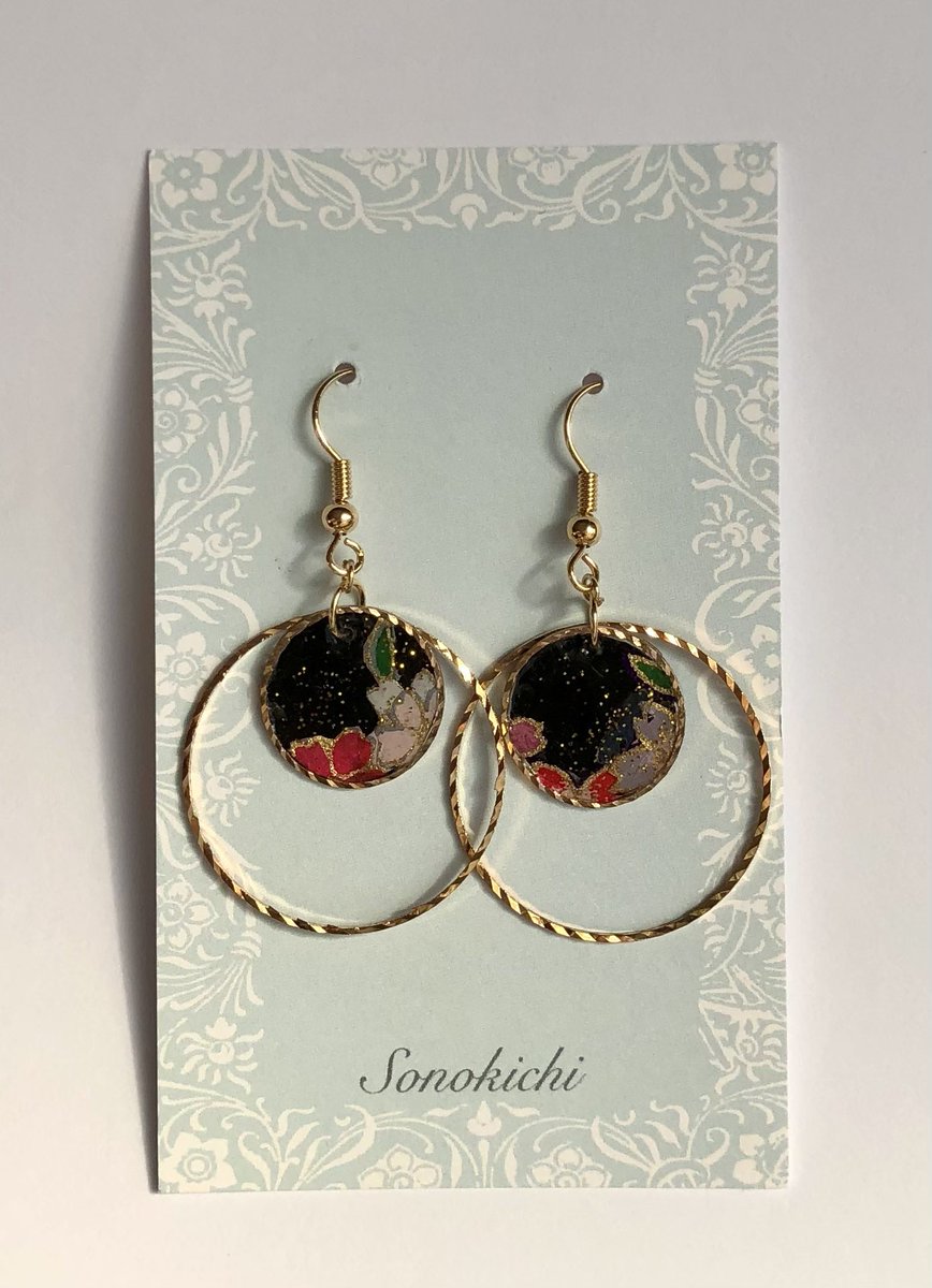 sonokichi3's tweet photo. Hand made earrings #handmade #earrings #japanesemodern #japanesestyle #ハンドメイド #ハンドメイド好きさんと繋がりたい #ピアス #手作り https://t.co/dhNPdBv8Pd