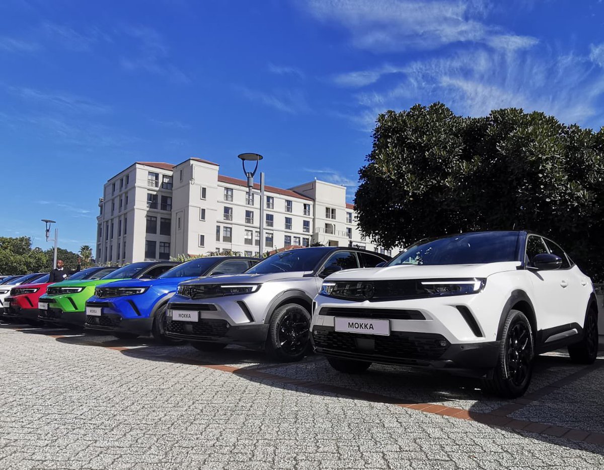 CARmagSA's tweet photo. The all-new Opel Mokka has launched in SA and is available in two trim lines. Both come standard with a 4 year/60 000 km service plan and 3 year/120 000 km warranty.
Mokka Elegance: R469 900
Mokka GS Line: R519 900
#Opel #Mokka #CARMAG https://t.co/1wNPCtI1d6