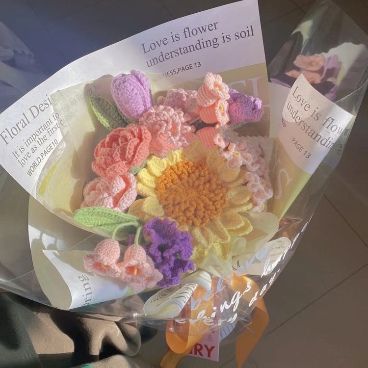 coc___store's tweet photo. これは貰ったらハッピーになれる花束💐 https://t.co/Lf35hmUFCO