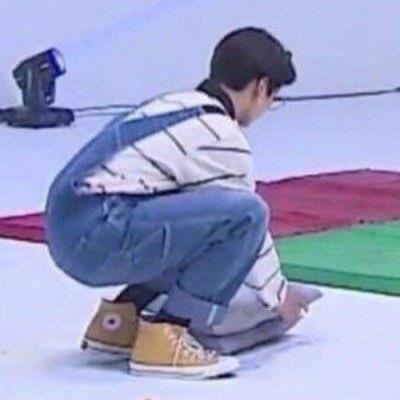 bobajkook's tweet photo. run bts jungkook  - the tiniest https://t.co/FtvPfC3mNI