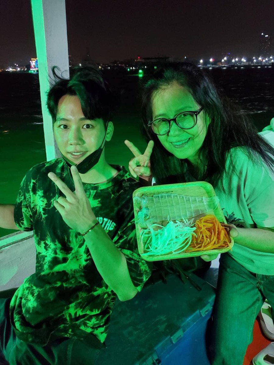 ครั้งก่อน เอามาปลึกไปฝากคุณแม่
ครั้งนี้ พาคุณแม่มาตกหมึก

#warwanarat