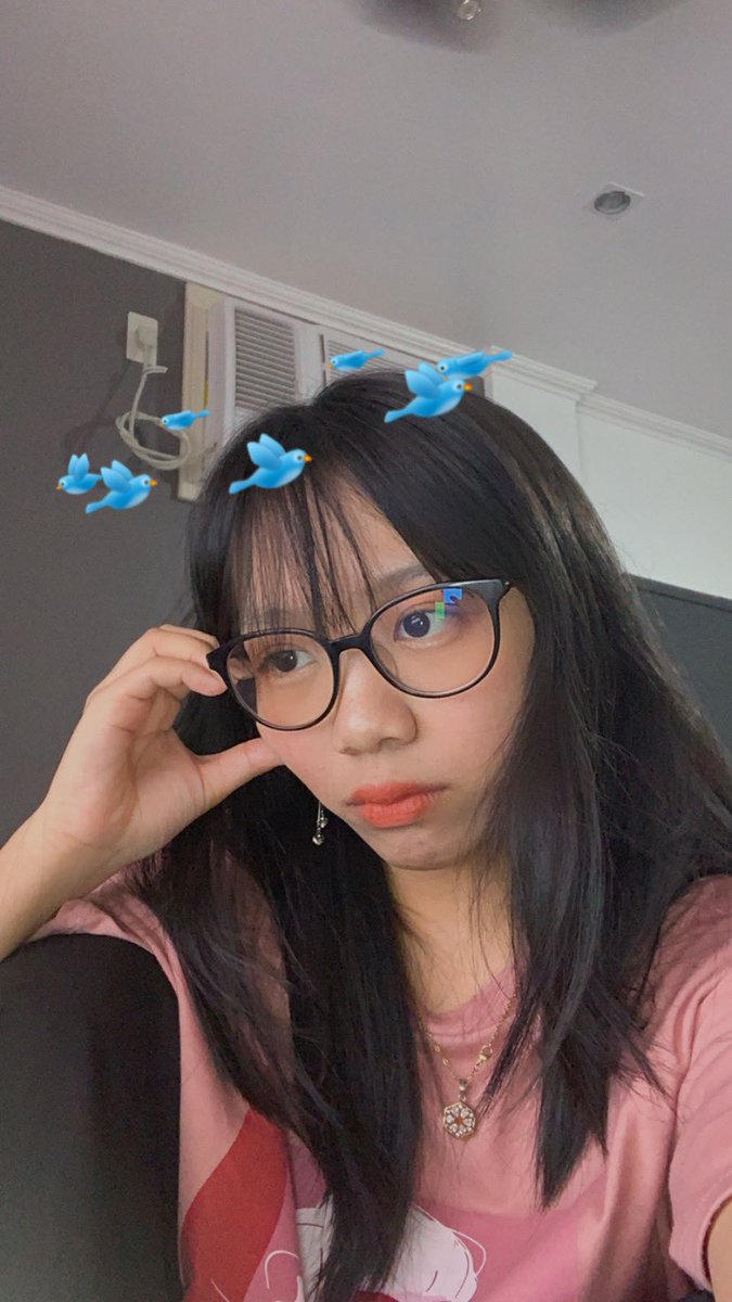 flaireofficial_'s tweet photo. look who finally found the twitter account’s passcode :DD #JULIA https://t.co/TJe05Ie9bF