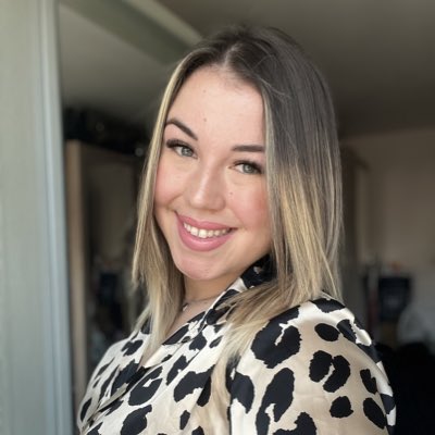 Larachiche1's tweet photo. #NouvellePhotoDeProfil https://t.co/kxaXKUq08O
