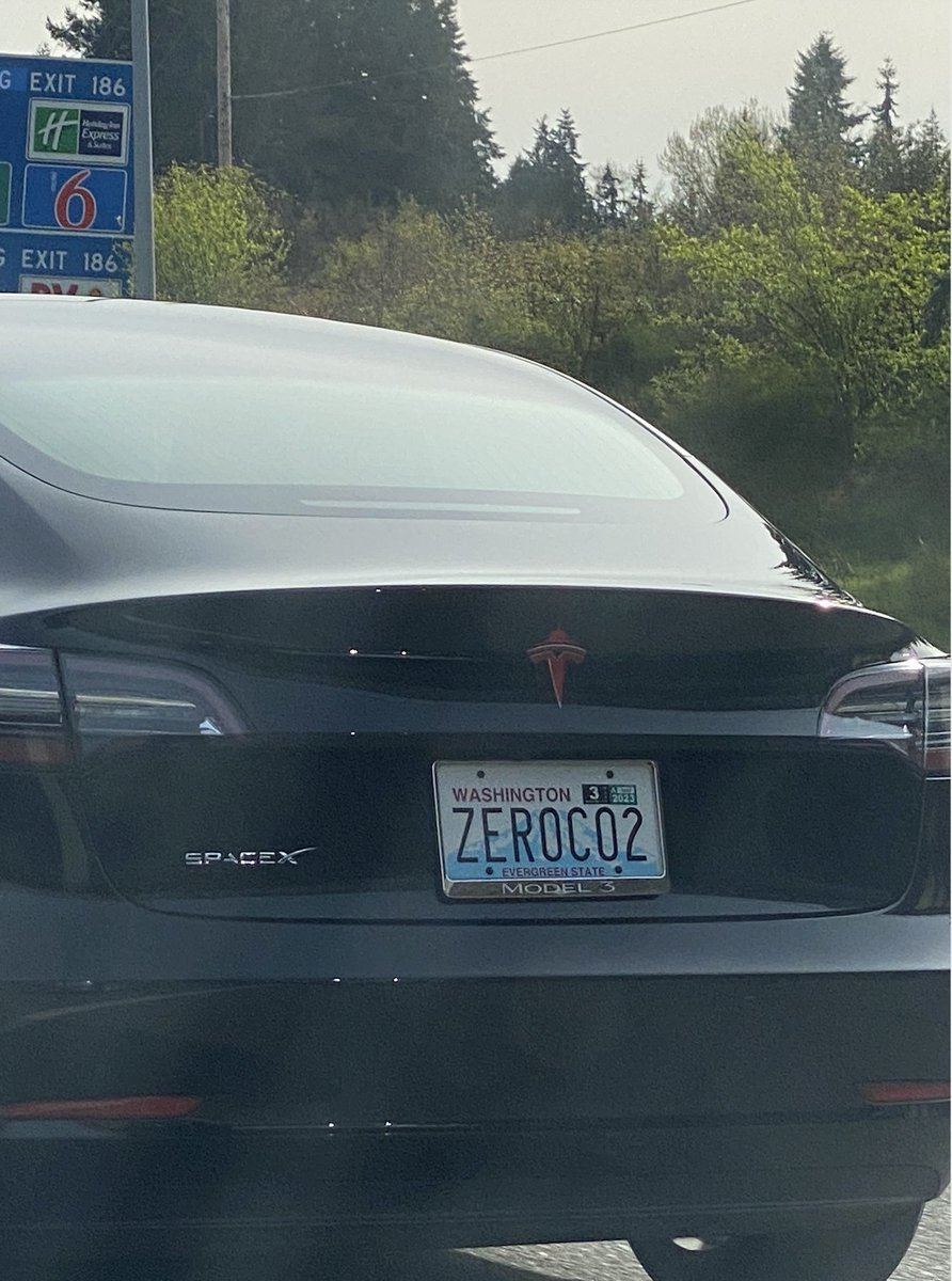 SharmaString's tweet image. Saw this ZeroCO2 model 3 @elonmusk