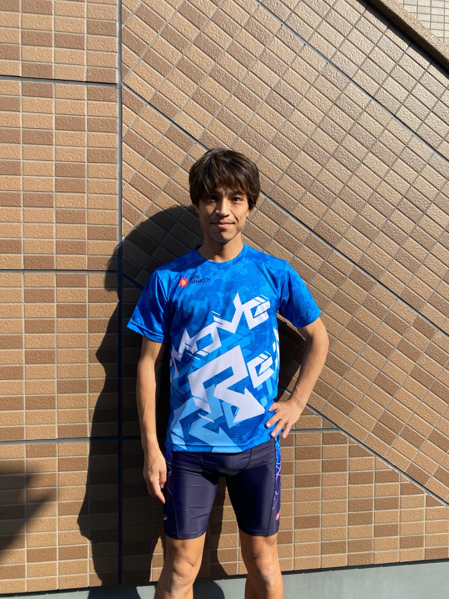runtaner_ch's tweet photo. 今季のウェア届きました！！
すでにパッキングして発送したよ(1時間後)

左の戦闘用は在庫めちゃ少ないけど
・S×2枚、L×1枚、ウィメンズSとLが1枚あります

青の方はユニセックスで在庫はSS〜Lまでたくさんあるからガチで買ってくださいorz
※DMください✨

制作ありがとうございました🎽 https://t.co/hbtpsqpn0v