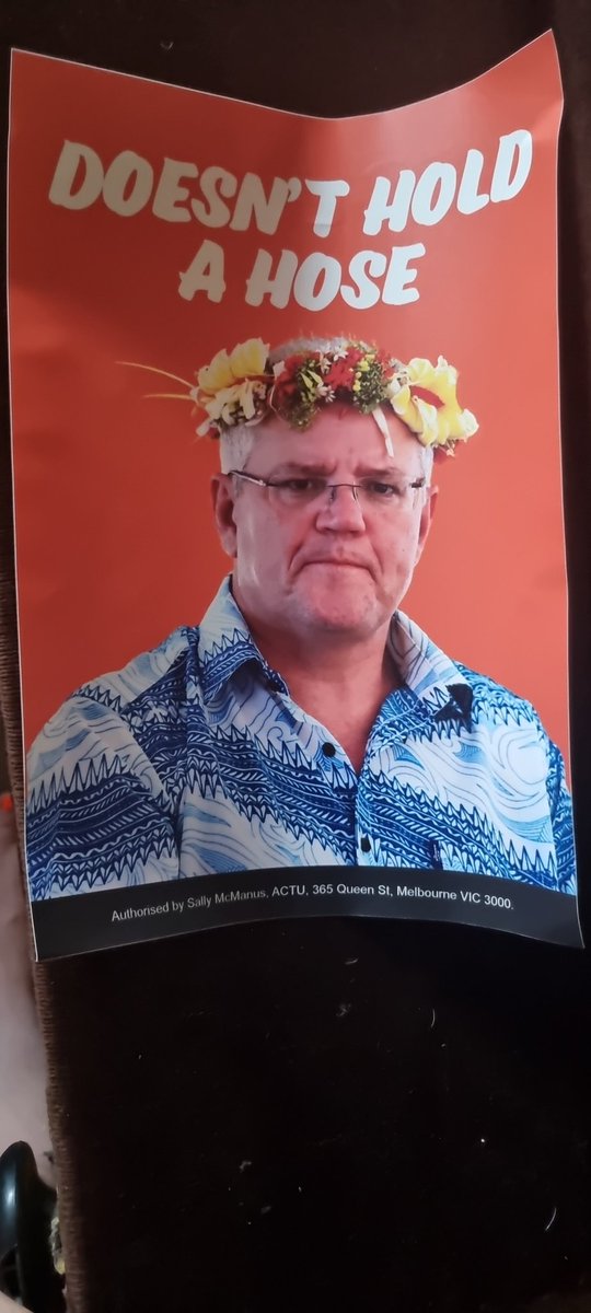 leafyflower1's tweet photo. My bin stickers arrived just in time for bin night
And so did everyone else's in the street. ๐
#BinStickers #PutYourBinsOut #AlboForPM #DumpLNP #PutLNPLast #ScottyDoesntDoAnything #ScottyTheWorstPrimeMinisterEver https://t.co/Hm7HpJJVwl