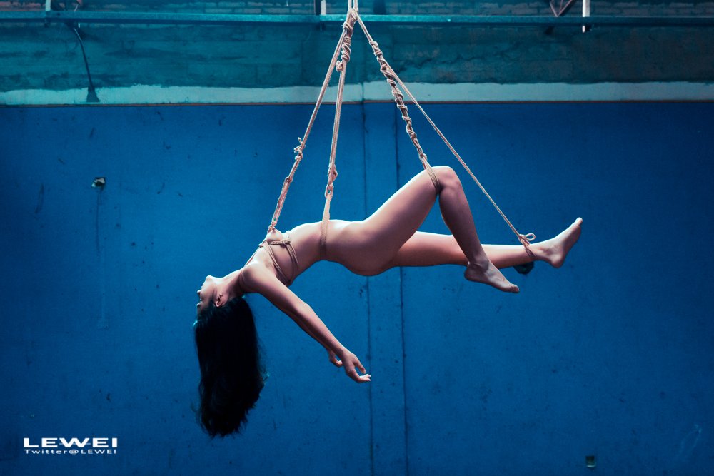 本周末在厦门，欢迎约拍～

#LEWEI #Bondage #广州约拍 #捆绑 #废墟 #BabyArt #ChinaArt #ChineseBondage 
如果你喜欢请不要犹豫私我约拍～
投稿：
@Fengsiyuan
@CikilikeA
@tbzt3623 https://t.co/YKXdsqv8HM