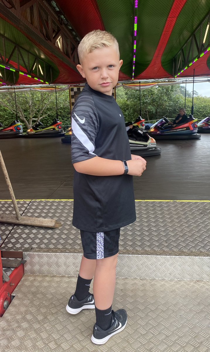andygoodwin13's tweet photo. Happy Birthday to my little man Edwardo πͺπ» Double figures 10 today! #prouddad #proudfamily #growingtofast https://t.co/R3MNljckSB