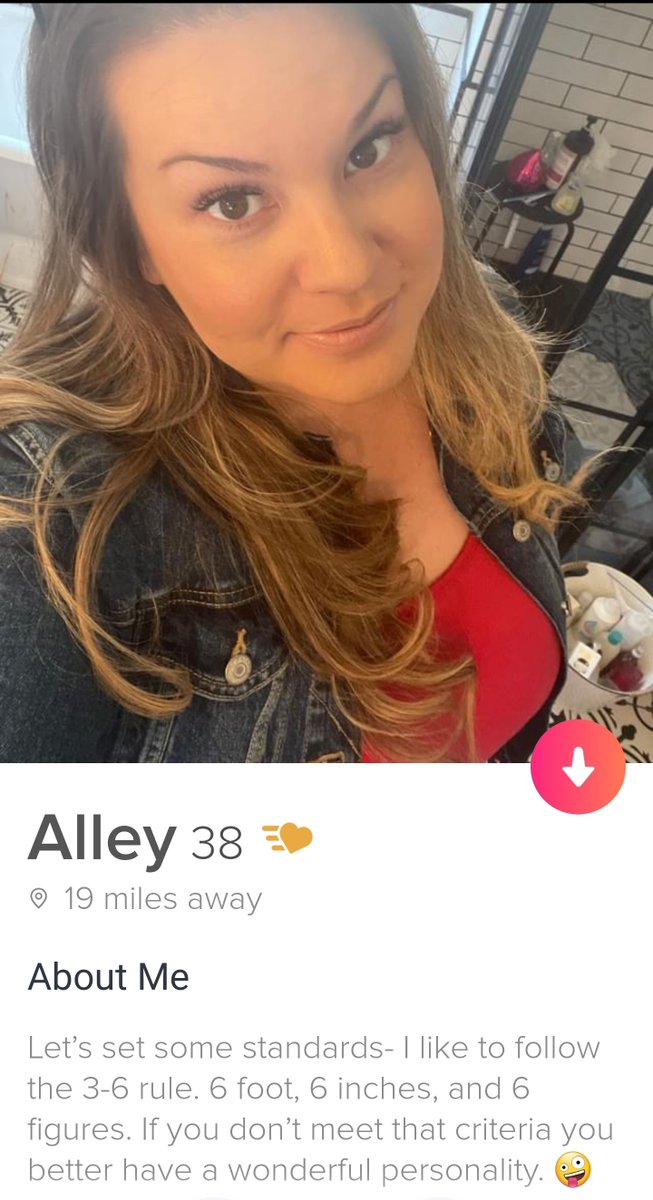 _MrAnders0n's tweet image. Where do these women get the audacity? Lol why's a 4 at best setting such high demands?