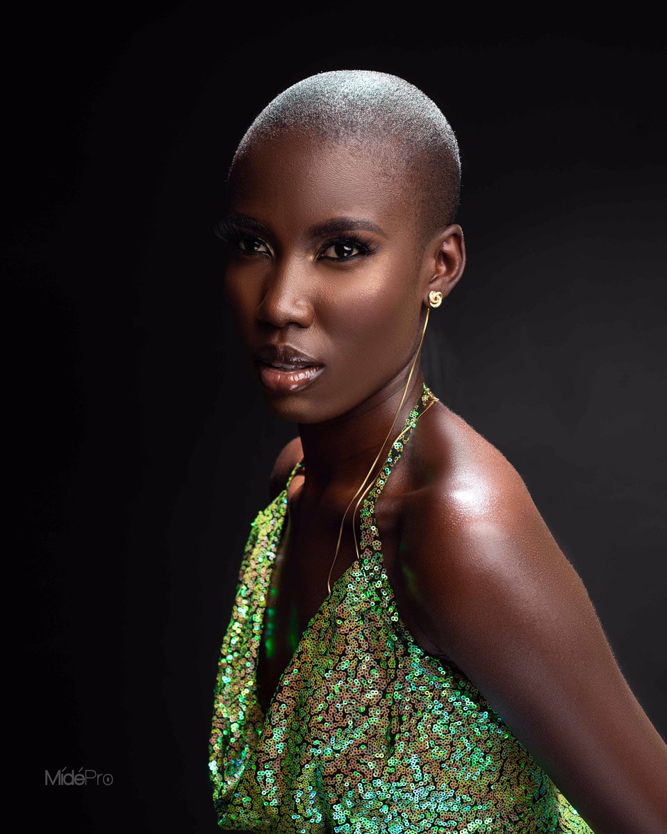 MidePro's tweet photo. Some of the portraits I shot recently. https://t.co/dvuJeQr74X