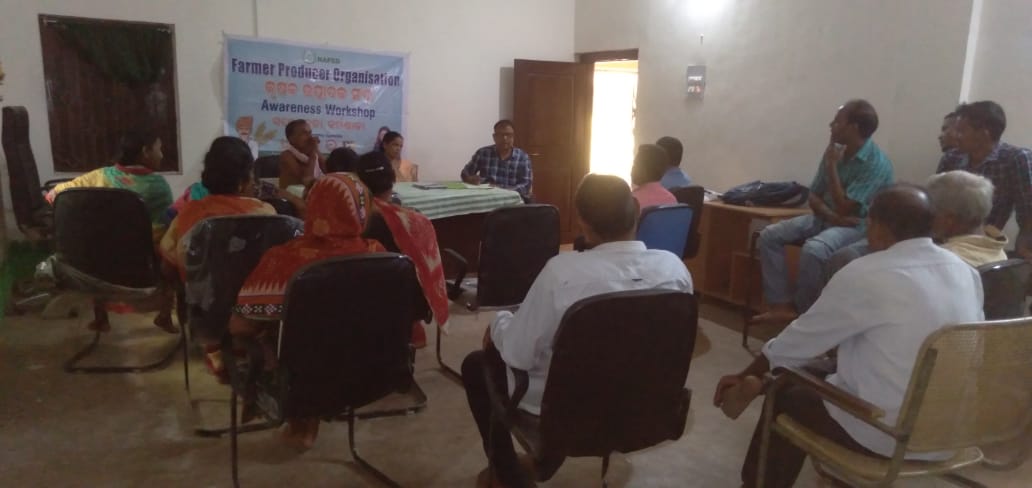 LA_IndiaHQ's tweet photo. Visuals are from the meeting conducted in the Utunia Gram Panchayat of the #Reamal block of #Deogarh district, which was held to induct new farmers of the area into the fold of this newly formed FPC in their area. https://t.co/oJgoVxfA3b