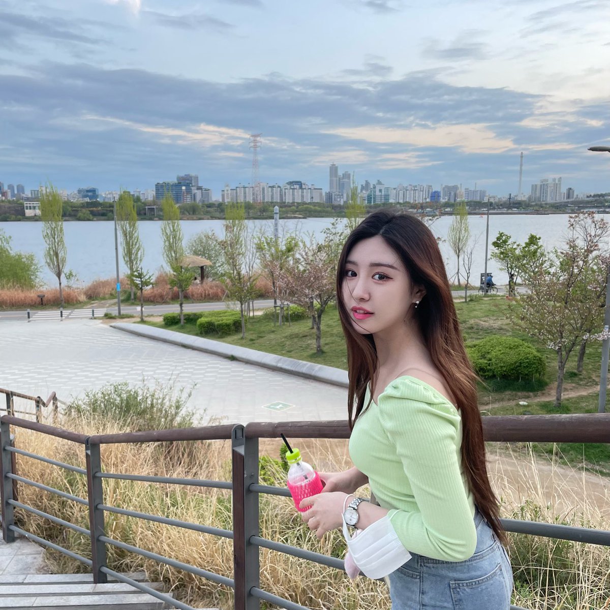 LUNARSOLAR (루나솔라) tweet media