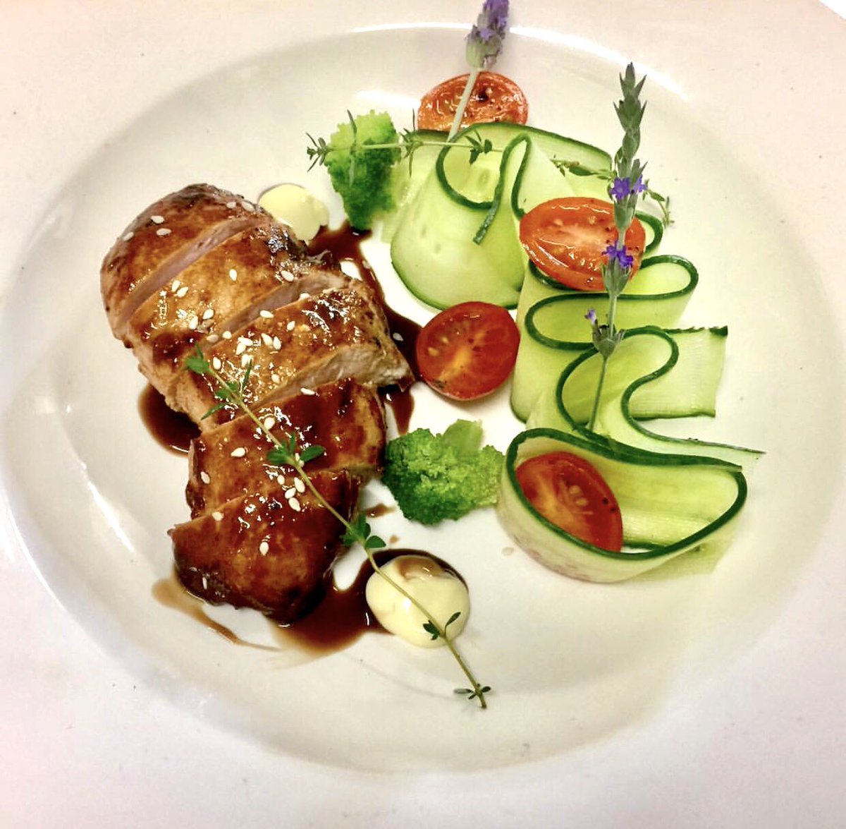 UeBbq's tweet photo. The most disliked part of chicken https://t.co/BIE4zUg55z
