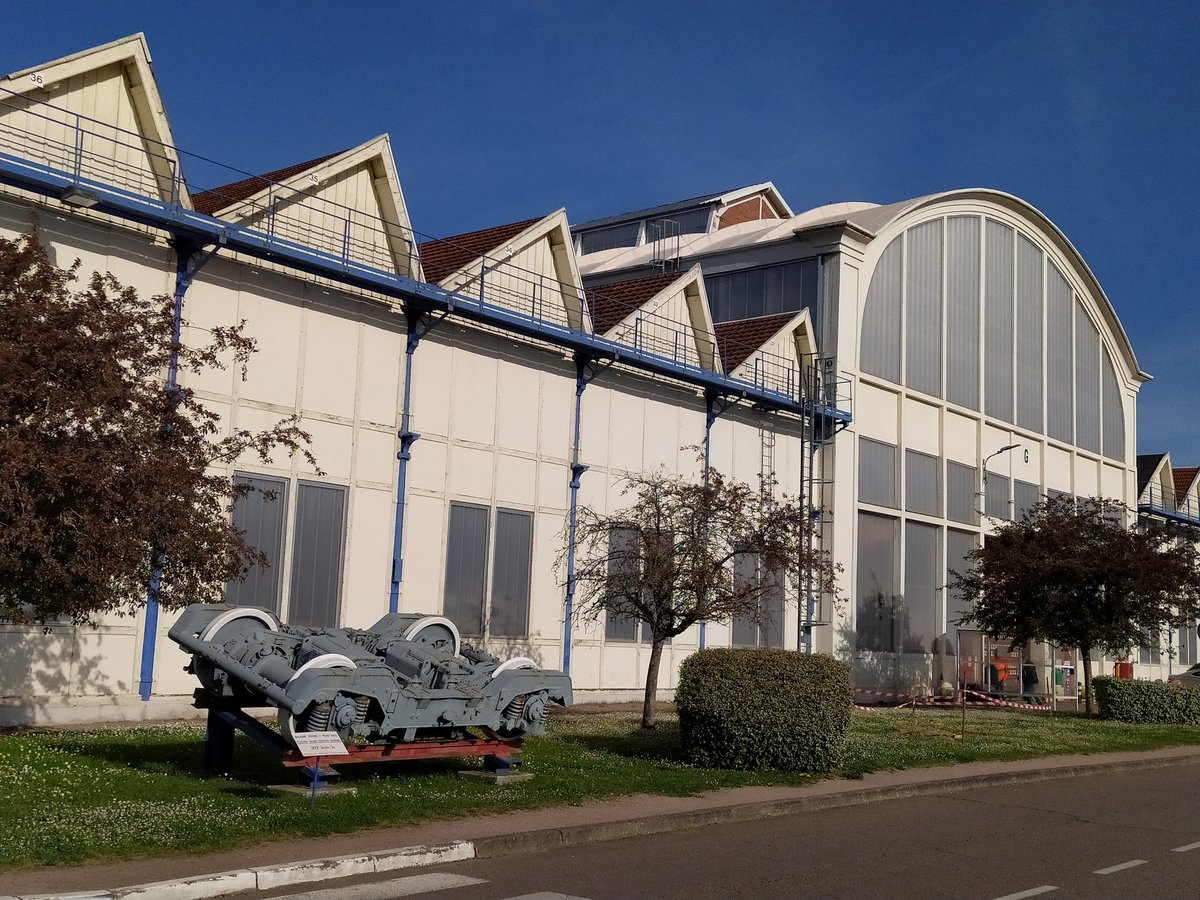 Aujourd'hui sur le site <a href="/Alstom/">Alstom</a> du Creusot (71) pour accueillir (sous le soleil) une équipe de <a href="/TF1/">TF1</a> avec <a href="/JuCorbillon/">Justine Corbillon</a>, venue filmer un reportage pour le 20h de TF1 sur le dynamisme industriel de la ville du Creusot. #ilovemyjob <a href="/villeducreusot/">Ville du Creusot</a>