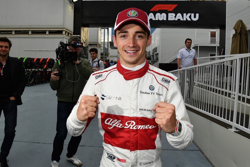 OracleCampaigns's tweet photo. #OnThisDay - 29/04/2018 :
En terminant sixième du #BakuGP, @Charles_Leclerc marquait ses premiers points en #F1. C'était aussi le premier Monégasque à en marquer depuis #LouisChiron en 1950 !
#TeamLeclerc #EssereFerrari #Charles16 #Ferrari #Leclerc #CharlesLeclerc #BackTo2018 https://t.co/3iXKlcqyiI