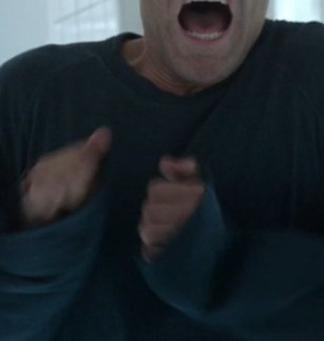 poeskys's tweet image. #moonknight 
.
.
his hands 🤏🏻🤏🏻🤏🏻