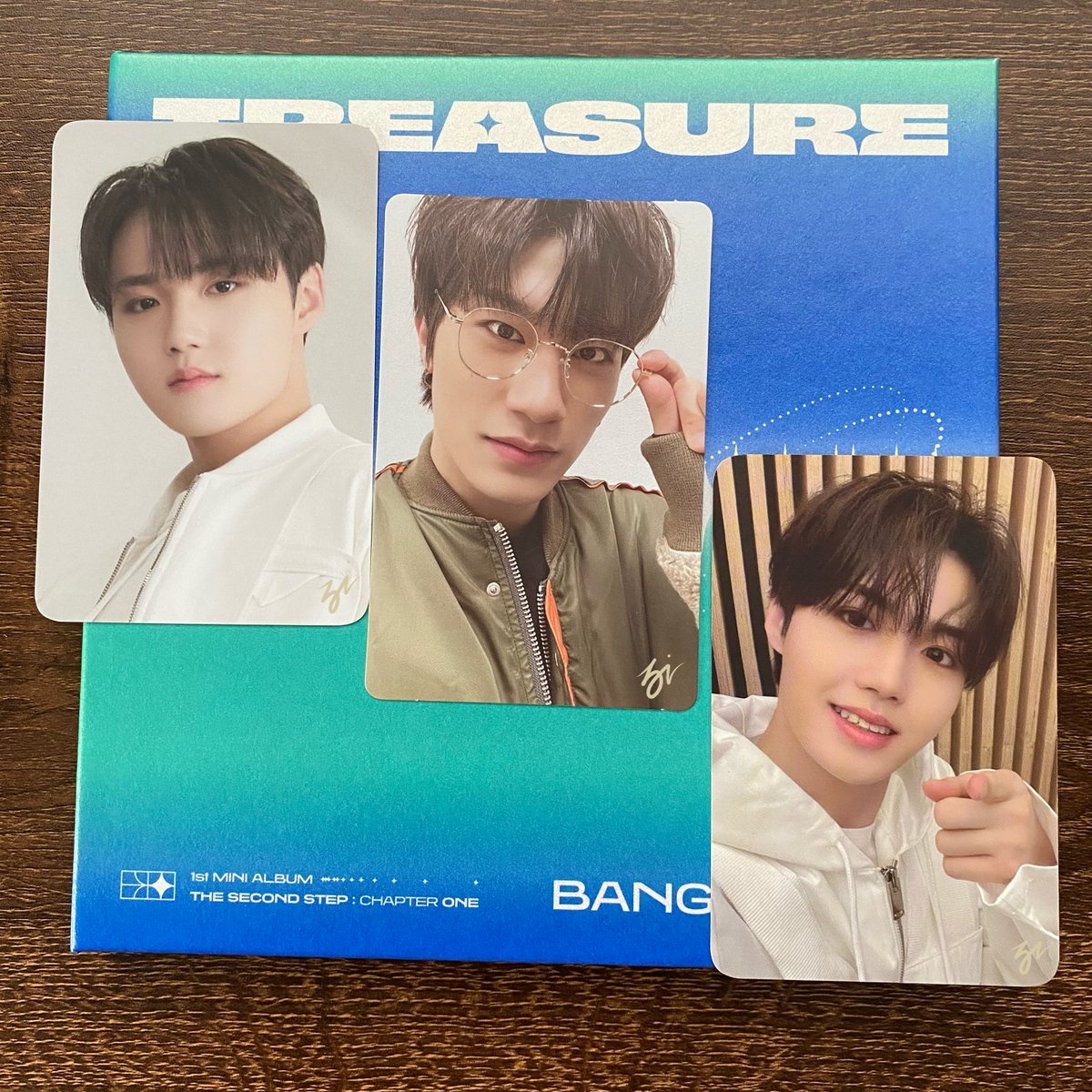 zihauls's tweet photo. i believe na manifest ko ang aking pulls. buong weekends ko ba namang tinitigan yung mga pc na gusto kong mapull 🤩 also thank you @TINderaPh for packing my albums and pobs safely! super worth it yung pag wait 🥺
#TINderaFeedbacks https://t.co/5u5JTYuo8B
