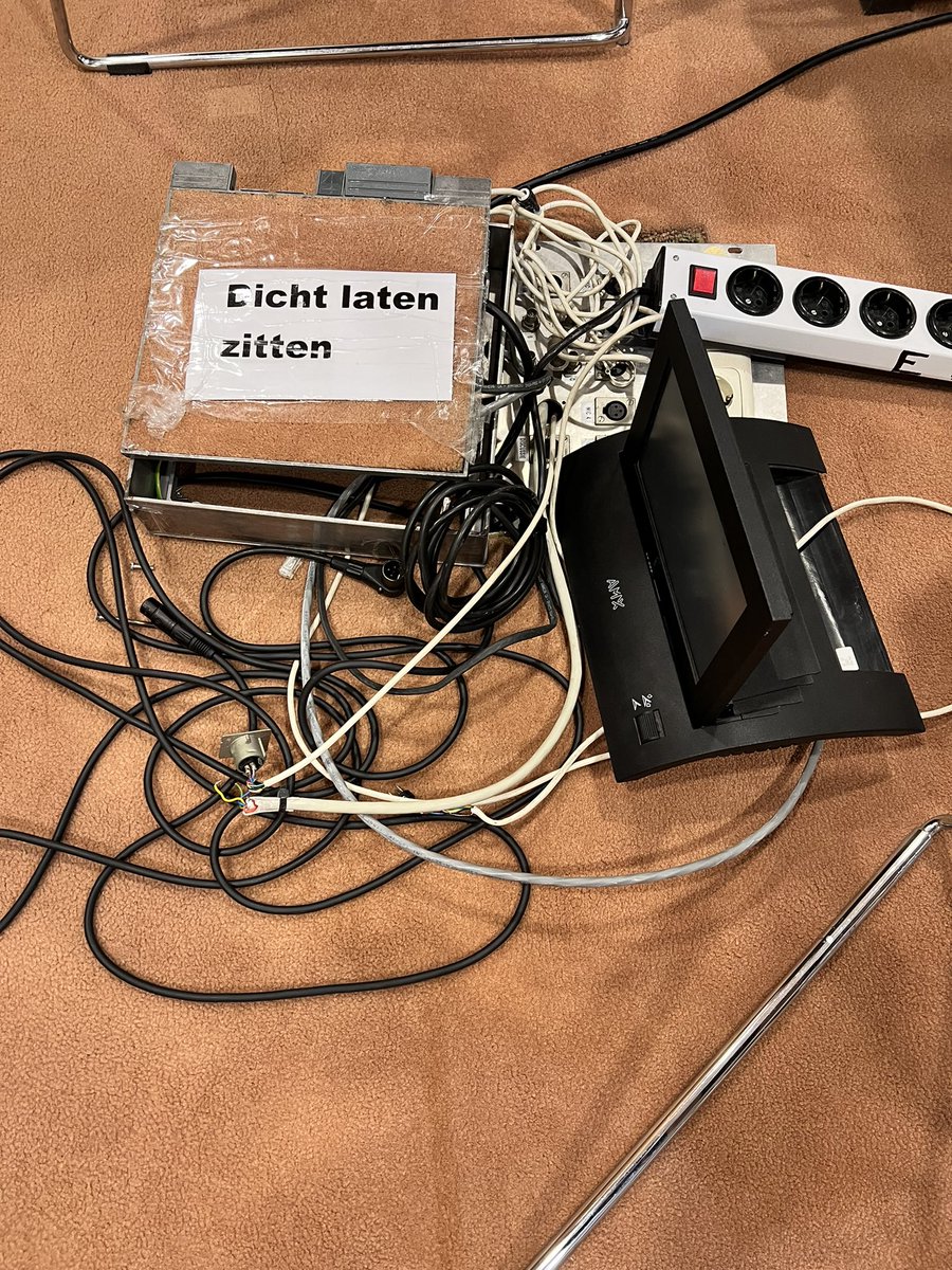 Tsja dat krijg je er dan van..,