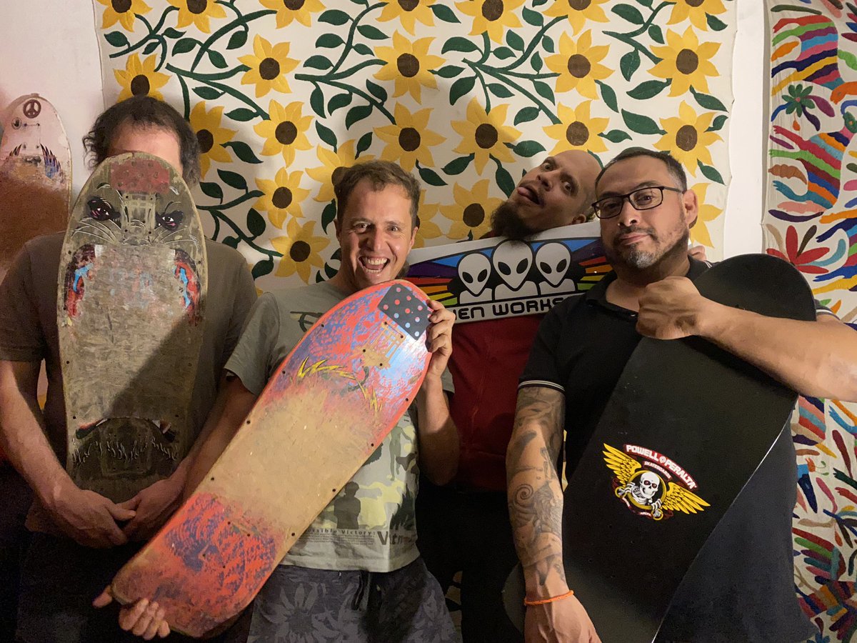 🎶🎵no lo pienses no lo pienses, súbete a la tabla🛹skatea por ti mismo🏄‍♀️sin caída no hay subida, sin subida no hay bajada🛹patineta skateboard, ollie ollie ollies🏂vámonos al parcur, avente monos de drop in, debrayemos en el bowl, giremos 720•🎵🎶#razamixta #skaterock