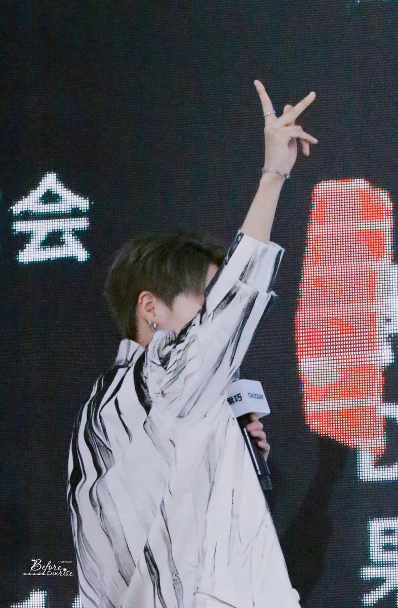 happy birthday lyx 💙