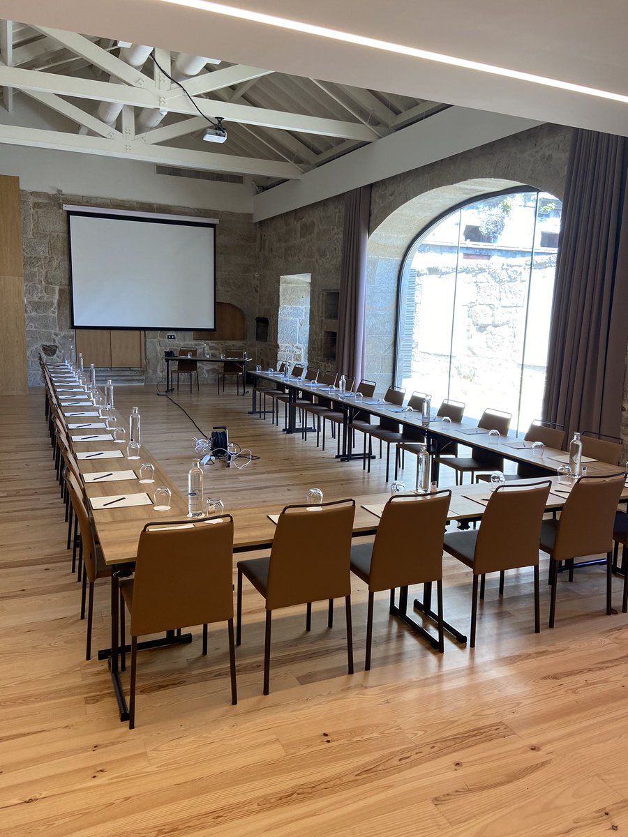 Vandaag van start met doceren voor <a href="/kkbletselschade/">Uitgeverij-Studiecentrum Kerckebosch</a> tijdens de Studiereis Letselschade in Porto. Samen met @ArminVorsselman, Chris van Dijk, Renate Dozy én een enthousiaste groep deelnemers. studiereisletselschade.nl