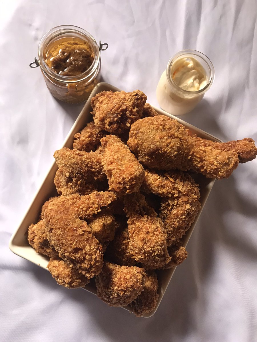 DelicesMilly's tweet image. Journée panée! 😍😍😍

Commandez votre poulet pané au 691556805.

1/4 de poulet + frites + boisson = 4.000frs.
1 poulet + frites + boissons = 15.000frs.

📍Yaoundé