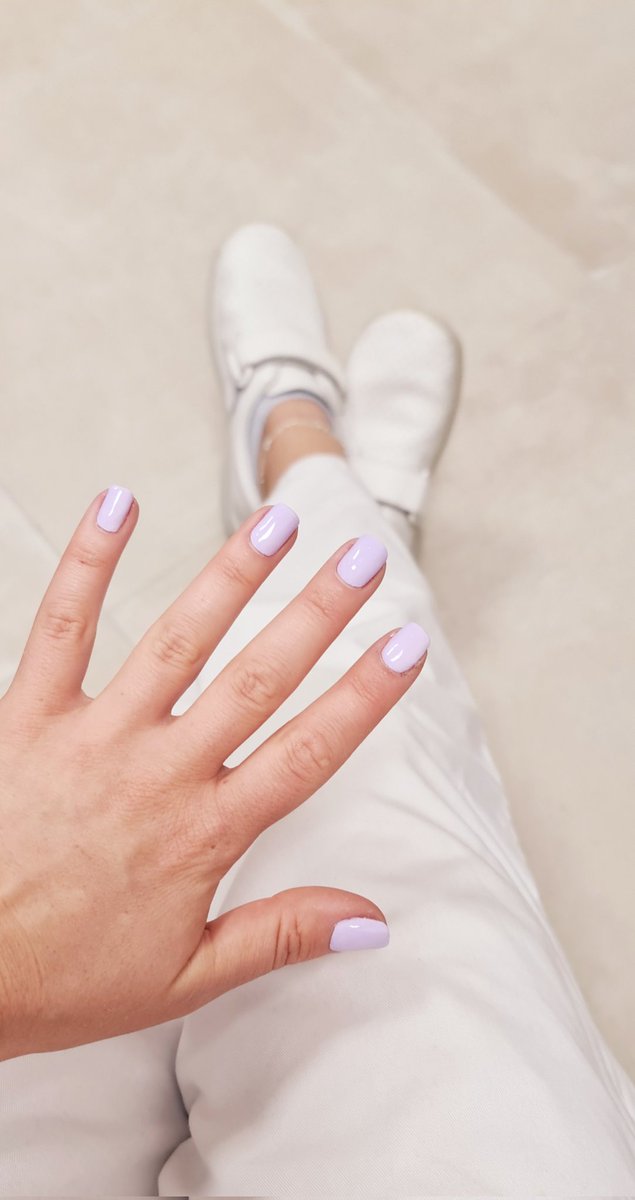 KatherineLoven's tweet photo. I like them. 

#nails #Feet #nurse https://t.co/rGvrp9OGis