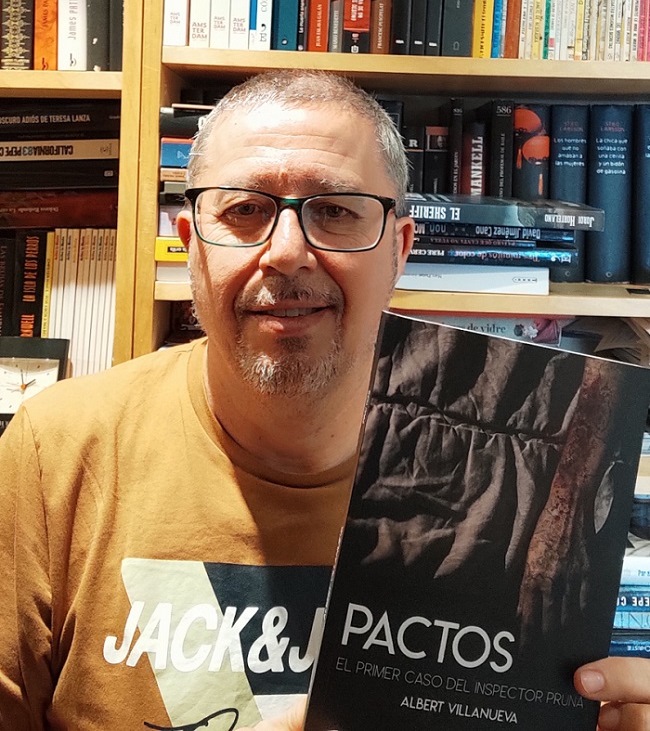 Mucho + Que Un Libro tweet media