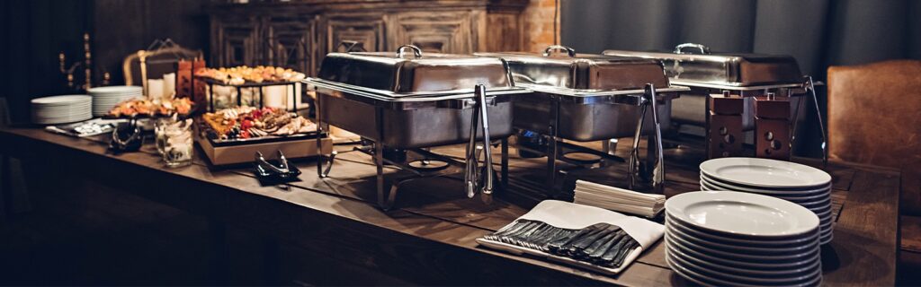 HHDMagazine's tweet image. Best Solutions for Outdoor Catering - hotelierandhospitality.com/2022/04/20/bes…