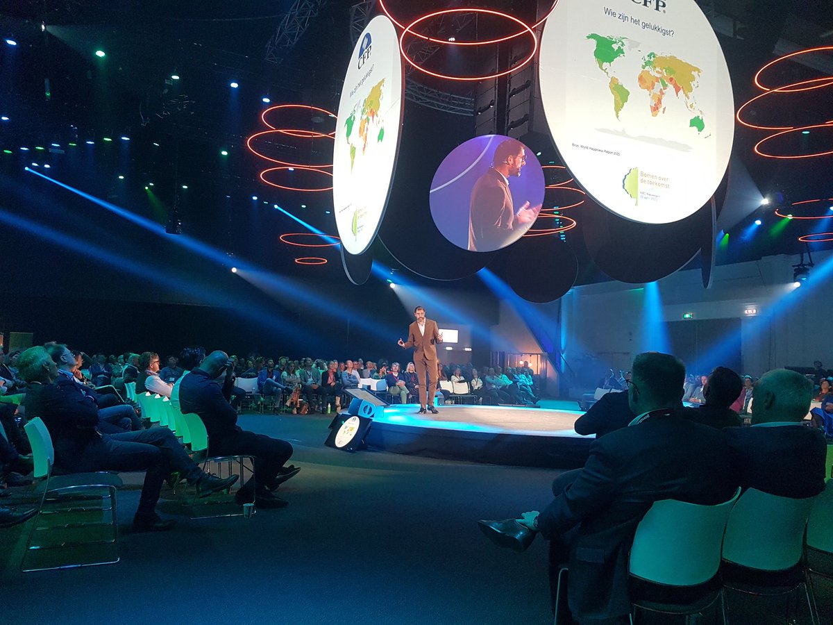 FFPCongres's tweet image. "Hoe kun je als land rijkdom verwerven en tegelijkertijd de natuur in balans laten?"
De economische uitdaging van @hanswstegeman voor de toehoorders vh #FFPcongres