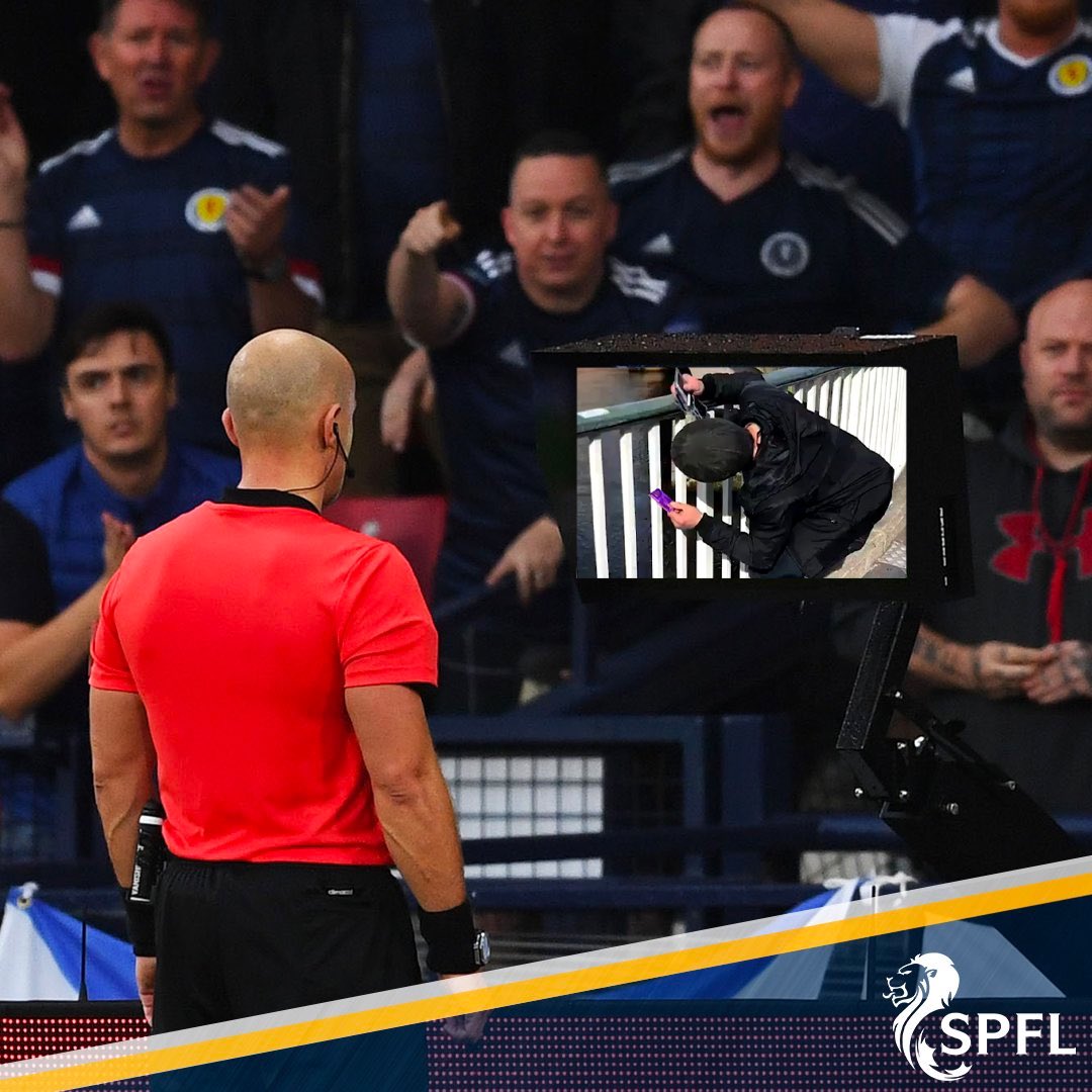 TheTerraceTV's tweet photo. VAR DECISION: That’s nae a bonk machine https://t.co/ECpogvCTGW