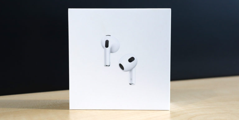 ASMTechnologies's tweet image. In series 2 of the #ASMConnected podcast we discussed all things emerging tech, innovation &amp;amp; agility with futurists &amp;amp; business leaders from across the globe. 

If you want to win a pair of AirPods, visit s.asmtech.com/asm-connected-… and answer the question to be in with a chance🎧