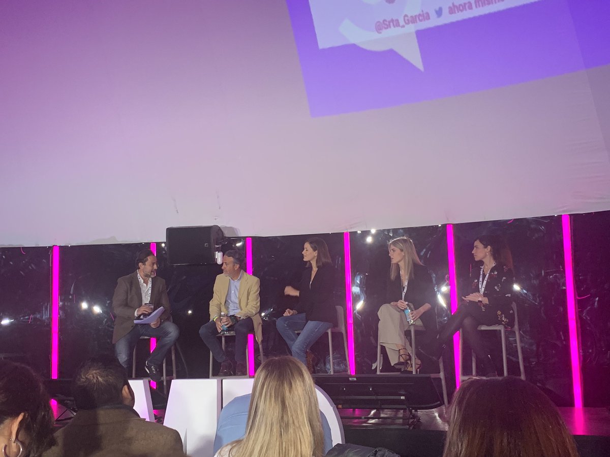 Muy interesante escuchar a las grandes marcas hablar de siguiente paso tras la era de las coockies #conectados22 <a href="/mkdirecto/">MarketingDirecto.com</a>