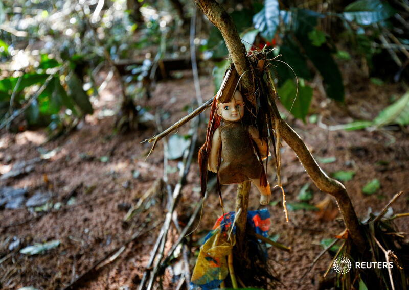reuterspictures's tweet photo. A doll entangled in debris is seen at the site where a body was recovered from the Mzinyathi river after heavy rains caused flooding near Durban, South Africa. More photos of the day: https://t.co/1IzPGtgVjv 📷 @RoganWard https://t.co/hcJxkSDm8O