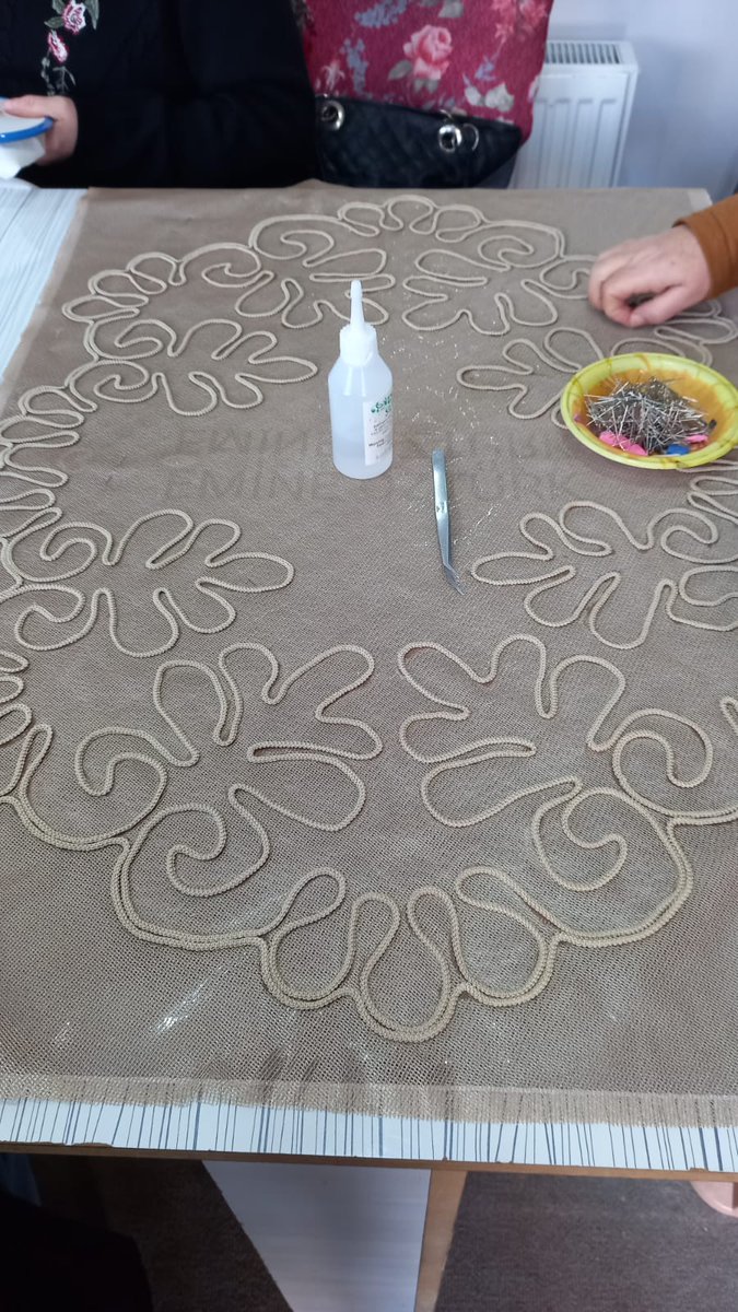 Dilek KARAAHMETGİL eğitmenliğinde açılan Elde Beyaz İş Kursumuz Çaycuma Merkez'de eğitime devam ediyor.
<a href="/tcmeb/">Millî Eğitim Bakanlığı</a> <a href="/yilmaznazif/">Nazif Yılmaz</a> <a href="/sdulger43/">Sabahattin DÜLGER</a> <a href="/mebhbogm/">MEB Hayat Boyu Öğrenme Genel Müdürlüğü</a> @hayatboyuailesi <a href="/zuleyhaaldogan/">Züleyha Aldoğan</a> <a href="/ismailbas67/">İsmail BAŞ</a> <a href="/GokhanIncirciog/">Gökhan İNCİRCİOĞLU</a>