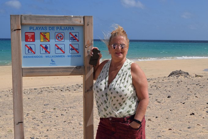 The best nudist-beches in Fuerteventura https://t.co/dcJUHJmkVz https://t.co/fDHtNbxaUe<a href="/tag/camgirl"class="tags"><span>#camgirl</span></a>