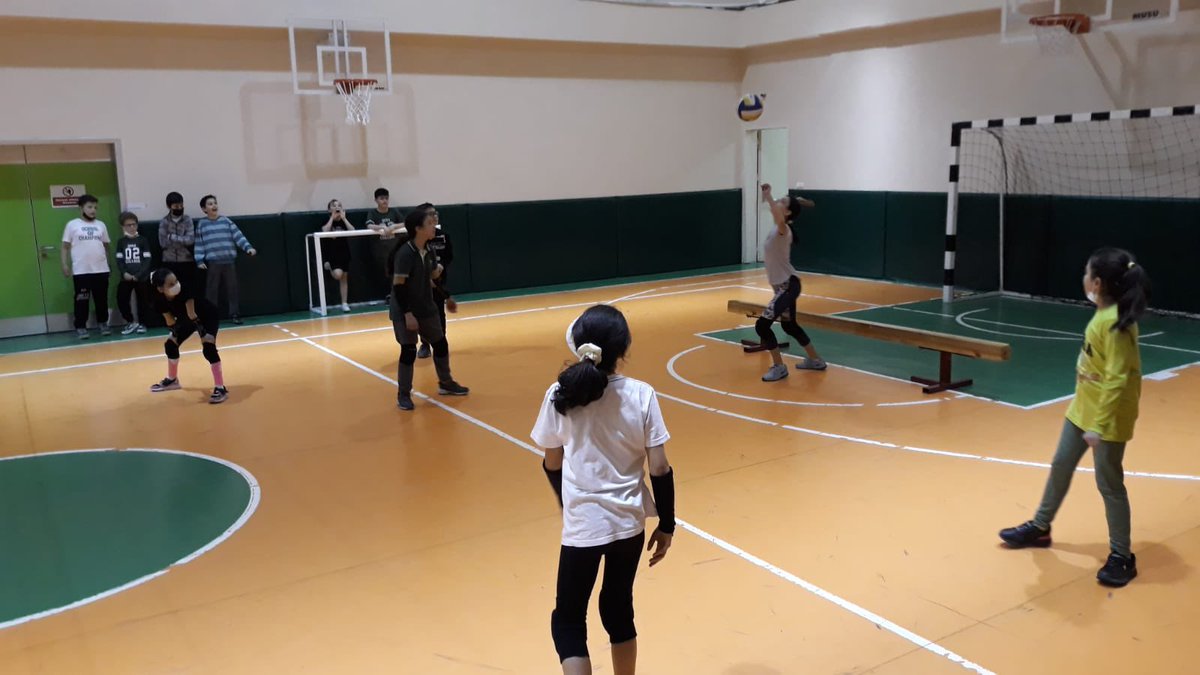 5. Sınıflar olarak yaptığımız 23 Nisan voleybol turnuvamızda 5C sınıfımız şampiyon olmuştur. Öğrencilerimizi tebrik ediyoruz 🏐🥇🏆👏 <a href="/EnisEryaman/">Enis Eryaman</a> <a href="/ilkay04cakir/">İlkay Çakır</a> <a href="/ZalogluFetiye/">fetiye zaloğlu</a> <a href="/DogaOkullari/">Doğa Koleji</a>